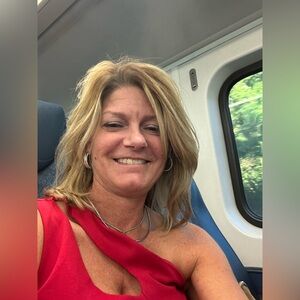 Meet your Posher, Constance